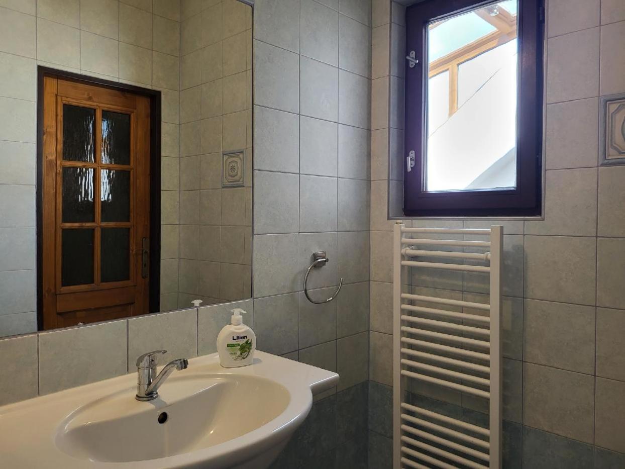 Sunflower Prague Apartments And Suites Bagian luar foto